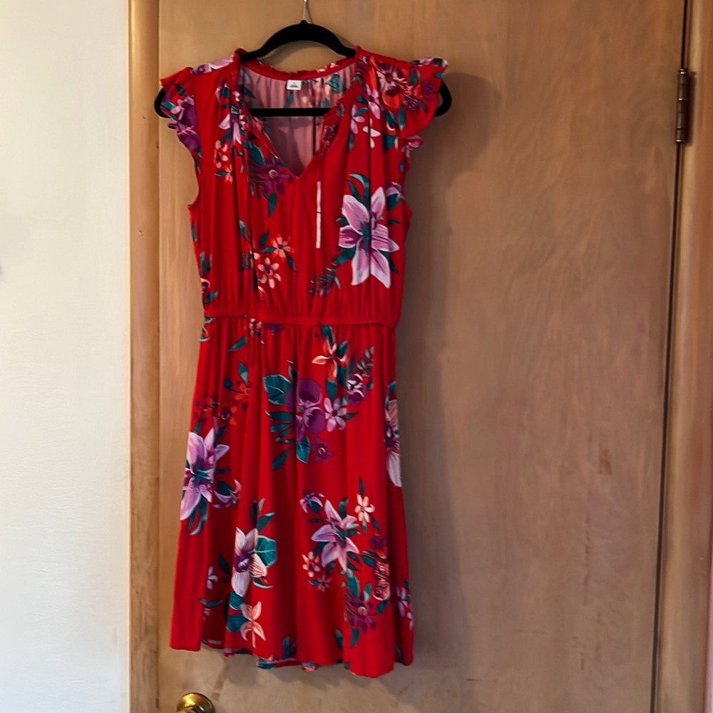 Old Navy red tropical print dress. Knee length. Light weight.